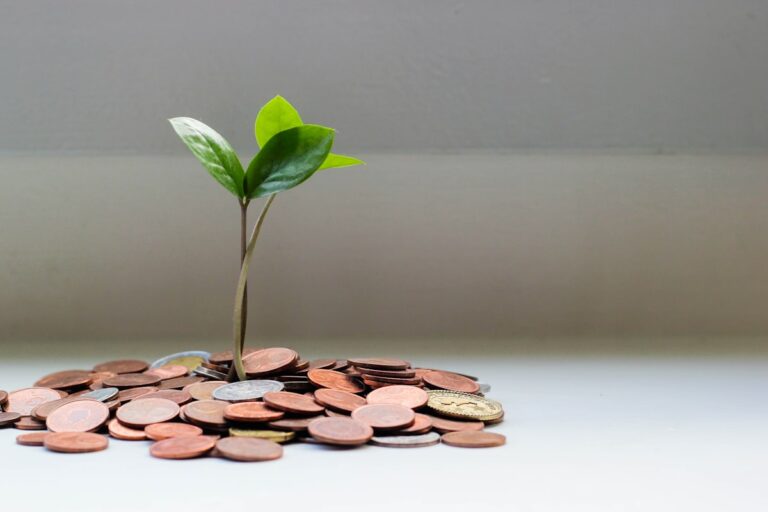 8 Easy Money-Saving Habits That Actually Add Up
